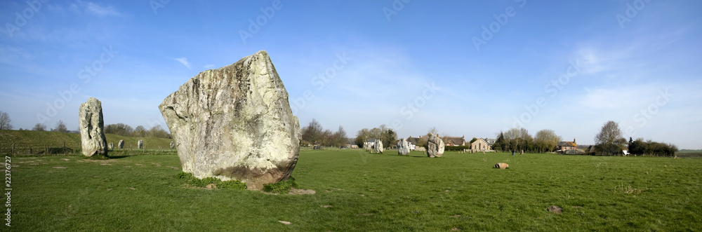 avebury ring stone circle wiltshire