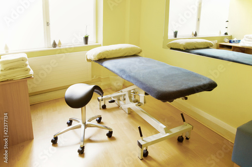 Massage, physiotherapy or acupuncture treatment room
