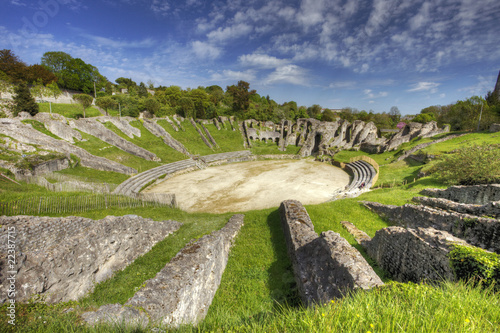 arènes de Saintes