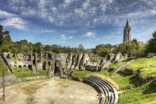 arènes de Saintes