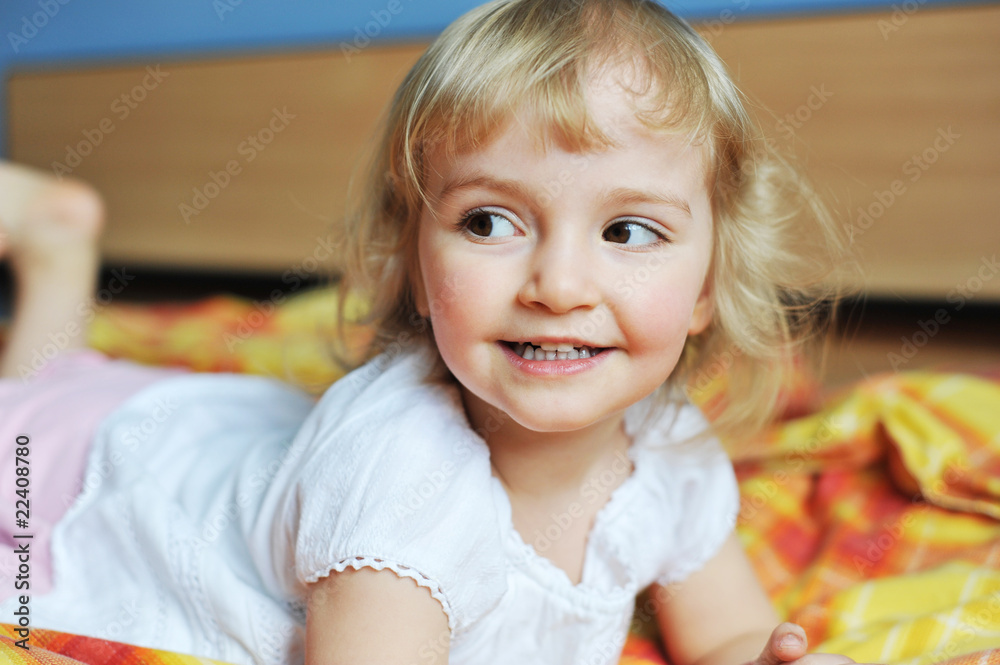 Fototapeta premium Beautiful little girl