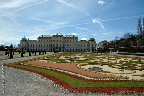 Castello Belvedere Superiore e giardino - Vienna photo