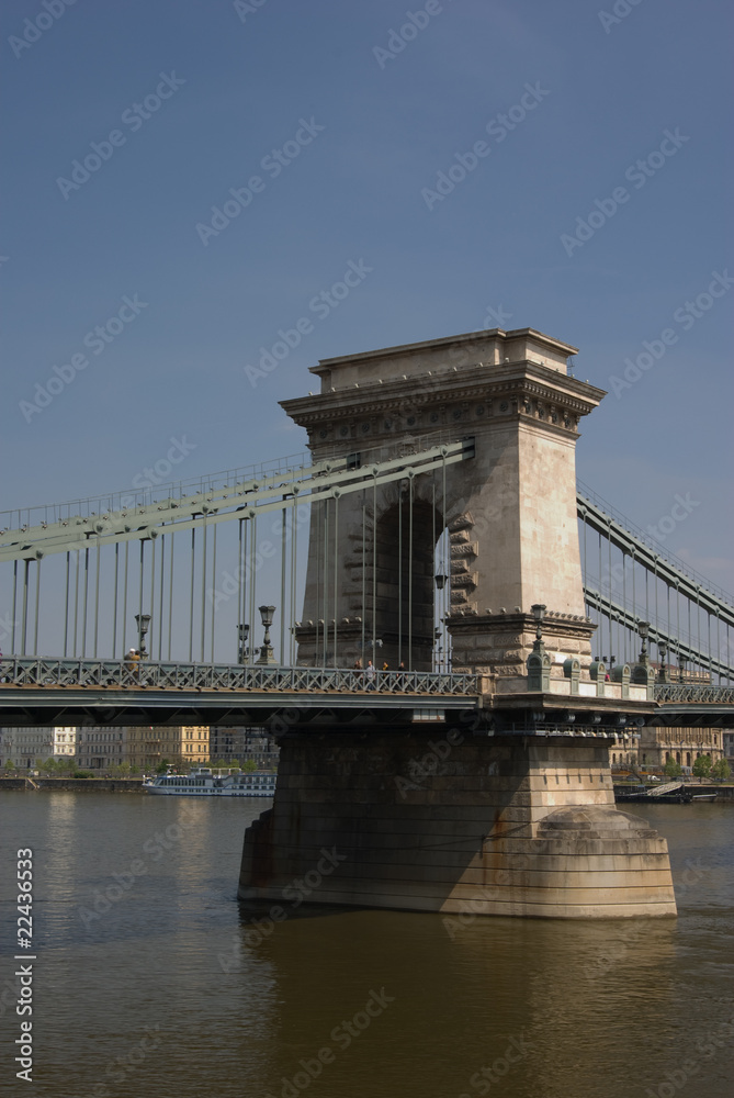 Obraz premium chain bridge budapest