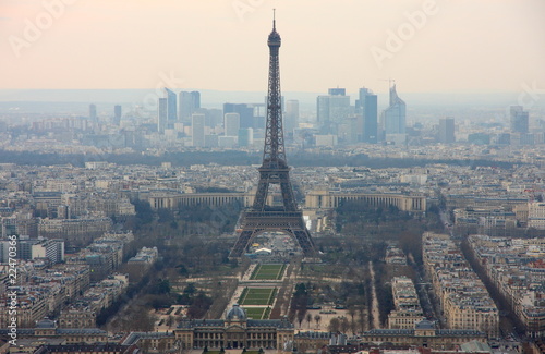 Eiffel tower and la defense © F.C.G.