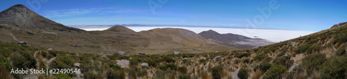 Montagnes au salar de Uyuni