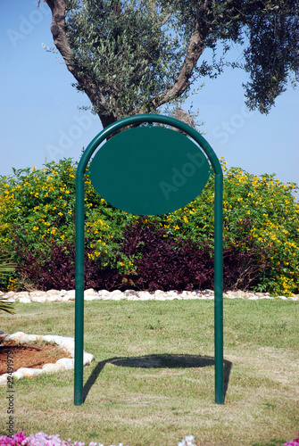Blank green Street Sign