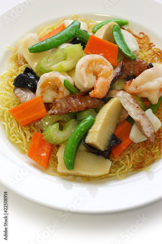 Pan fried noodles with seafood