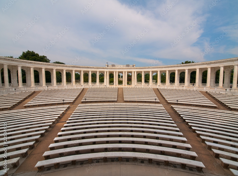Obraz premium Memorial Amphitheater at Arlington National Cemetery