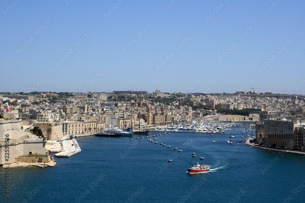 Malta: grand harbour in the Mediterranean