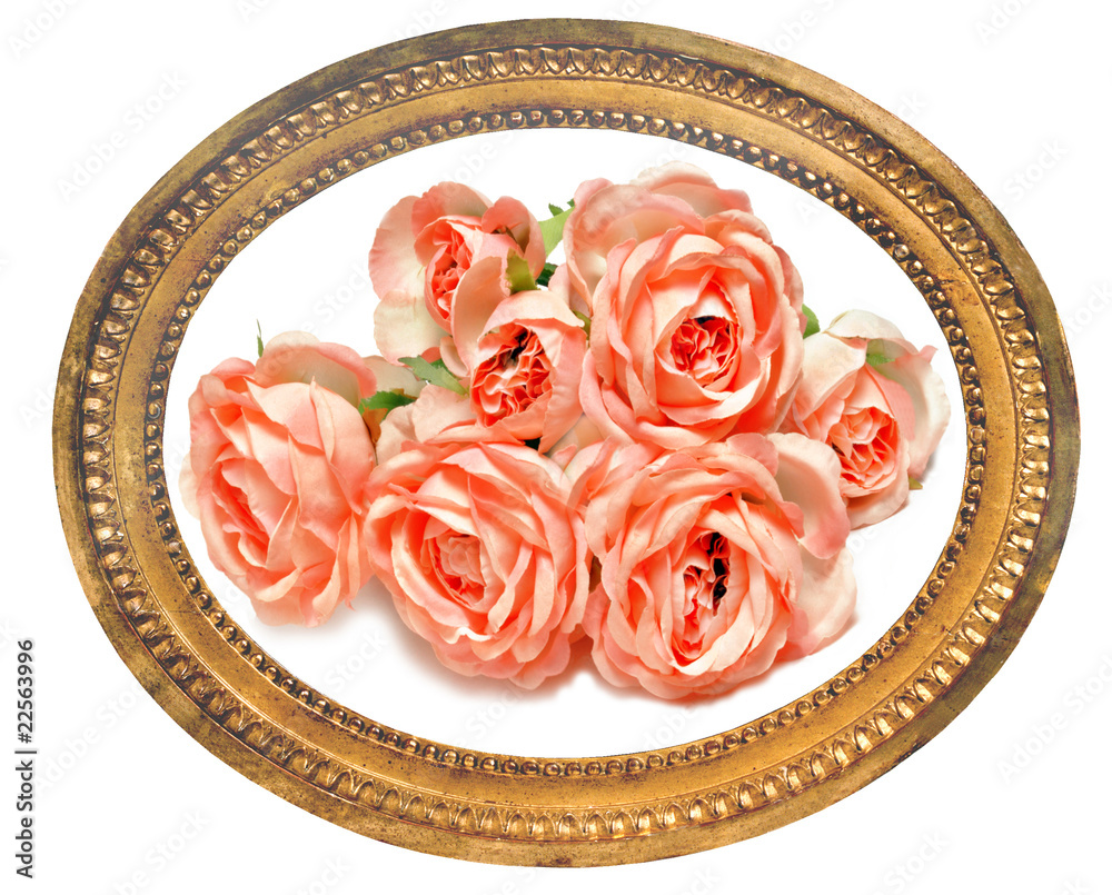 Fototapeta premium Bouquet de roses dans un cadre oval doré
