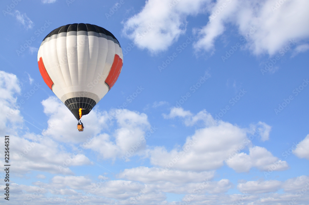 Fototapeta premium Balloon in the sky