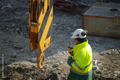 Wallpaper Mural ouvrier sur un chantier Torontodigital.ca