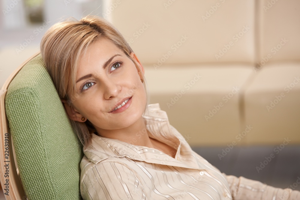 Naklejka premium Woman relaxing at home