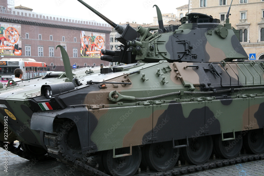 Carro armato esercito italiano
