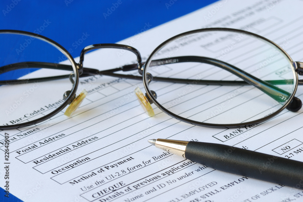 Fill out the personal information in an application Fill out the personal information in an application