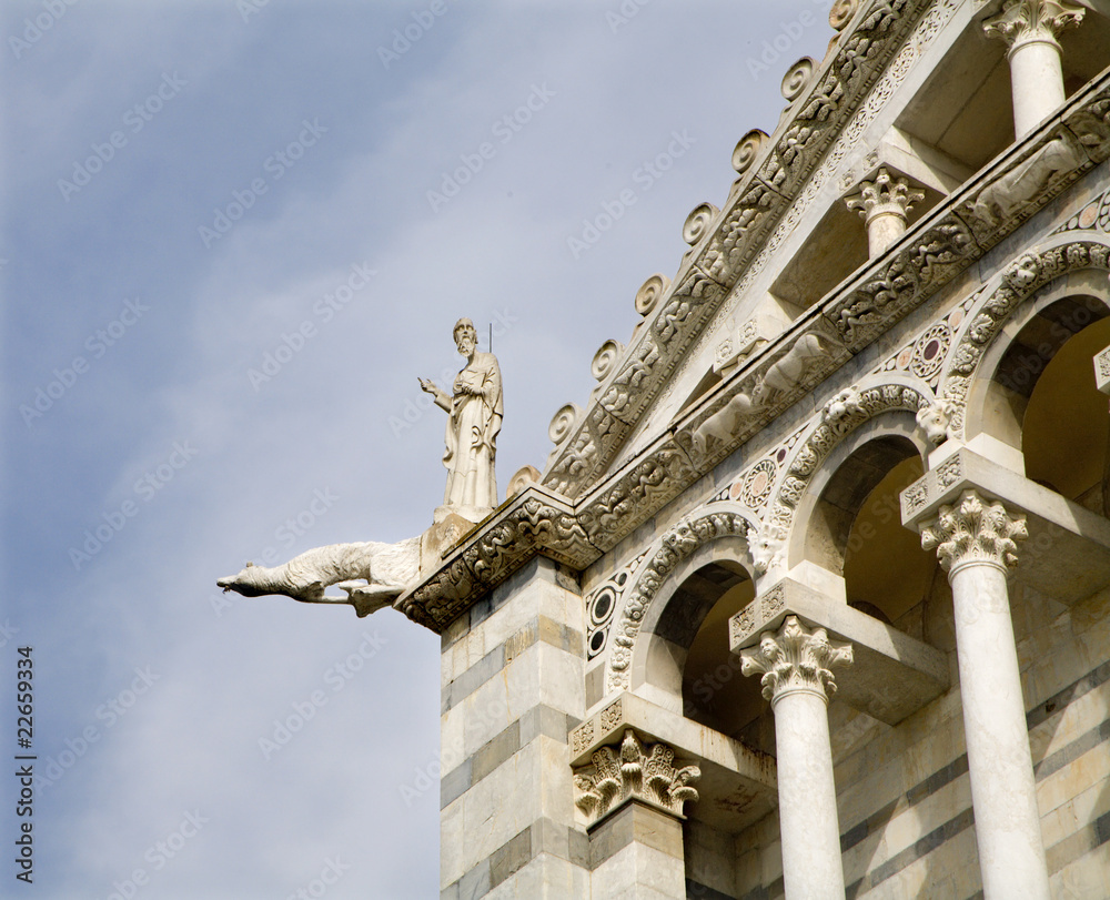 Pisa - detail of facade of cathedral Santa Maria Assunta