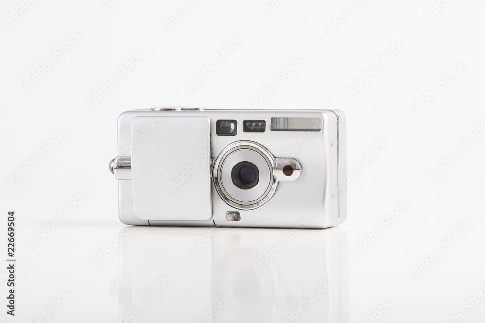 Compact film camera