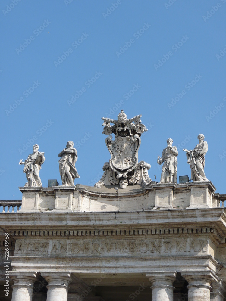 Statues de la place du vatican