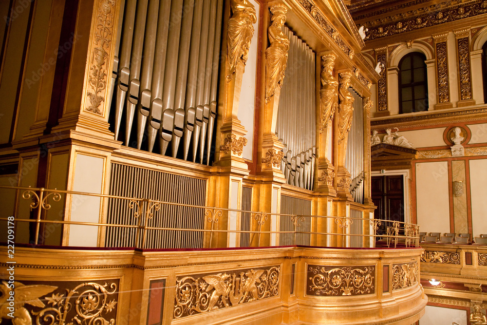 huge pipe organ