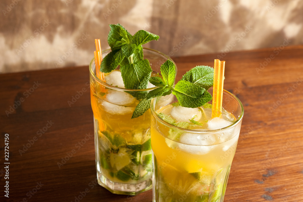 Fototapeta premium Mojito Rum Scuro - Cocktail