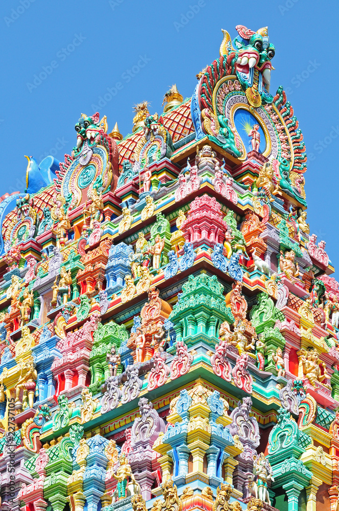 Fototapeta premium Colorful Facade Of A Hindu Temple