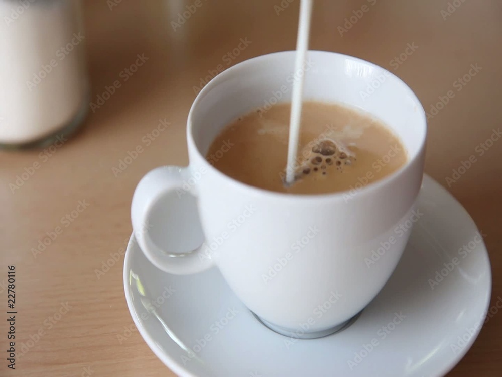 Milch im Kaffee