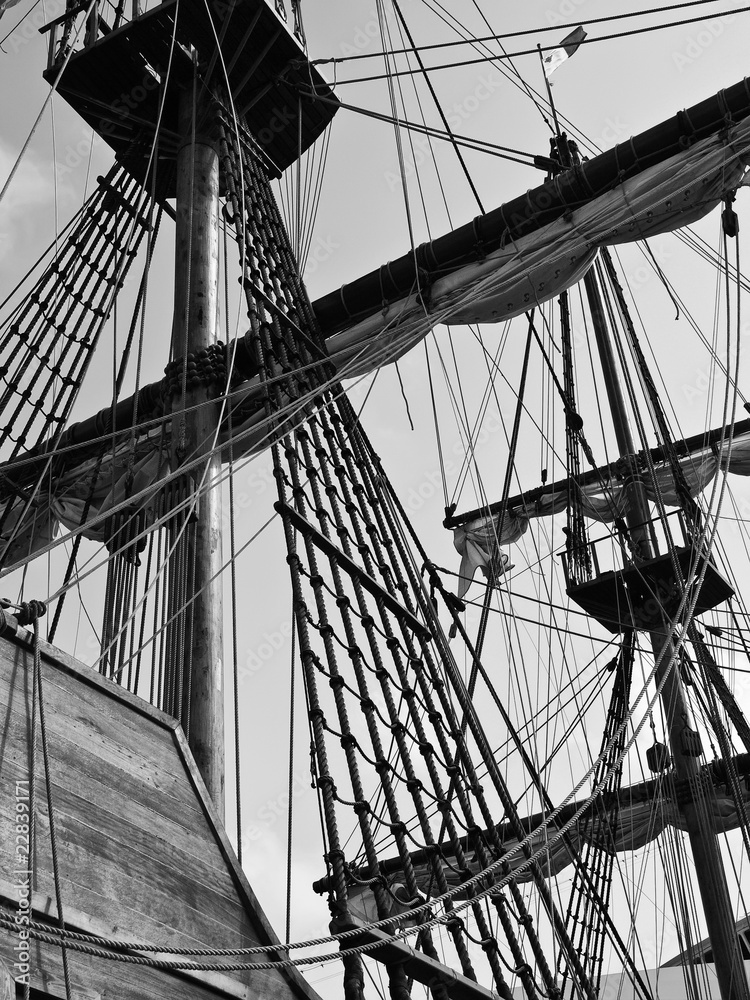Obraz premium 17th Century Galleon Shrouds & Masts