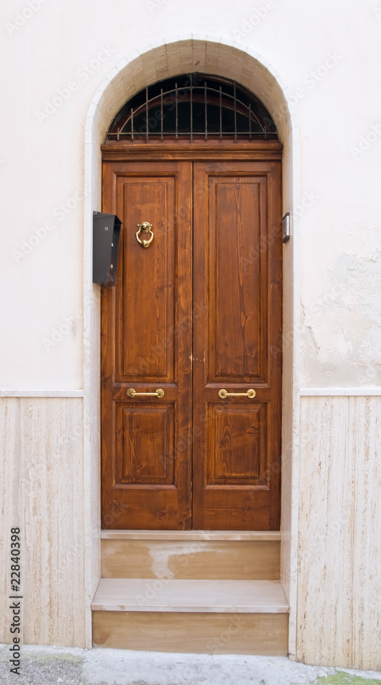 Wooden frontdoor.