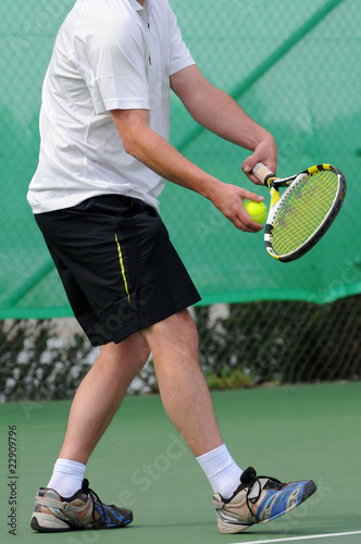 avant un service au tennis © ALAIN VERMEULEN