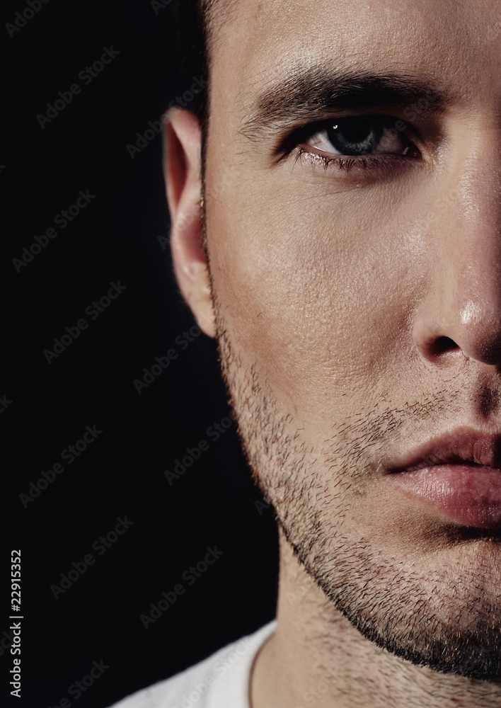 Obraz premium Close-up portrait of a handsome young man