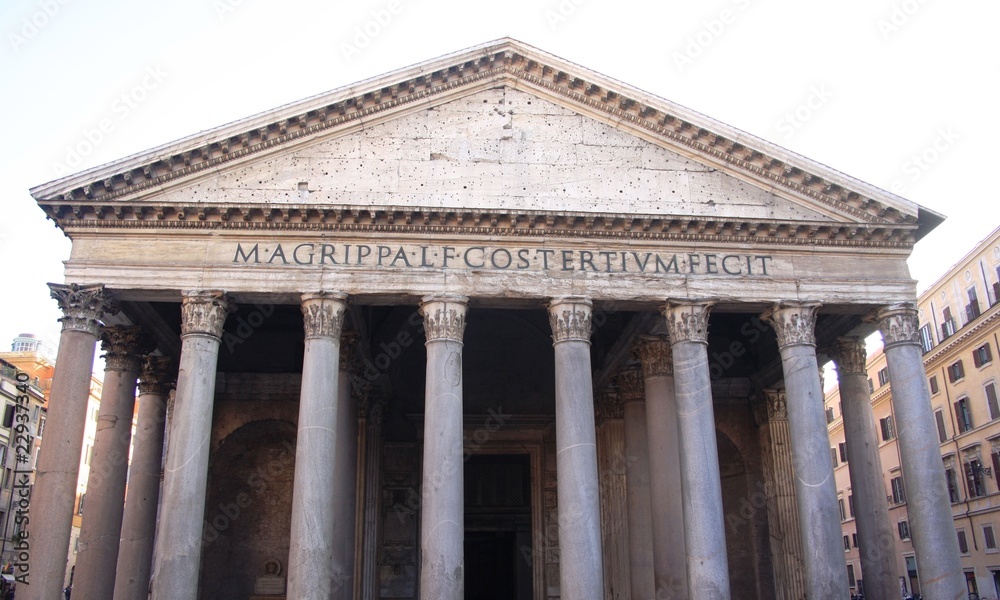 Façade du Pantheon de Rome