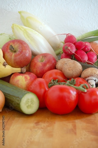 Fototapeta Naklejka Na Ścianę i Meble -  Obst und Gemüse