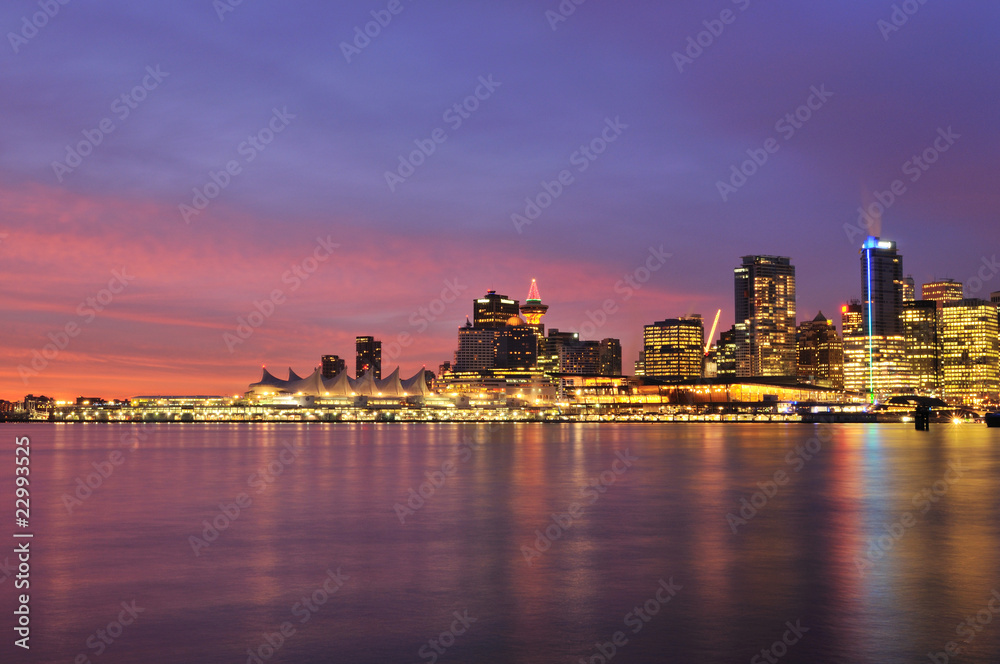Fototapeta premium Downtown Vancouver at sunrise