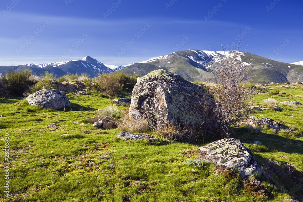 Cuerda de los Riscos Altos. Sierra de Gredos. España Cuerda de los Riscos Altos. Sierra de Gredos. España