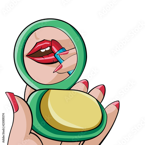 Mujer pintandose los labios en espejo de bolsillo