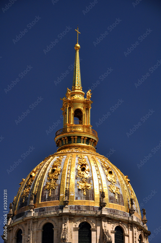 Goldene Kuppel Invalidendom in Paris