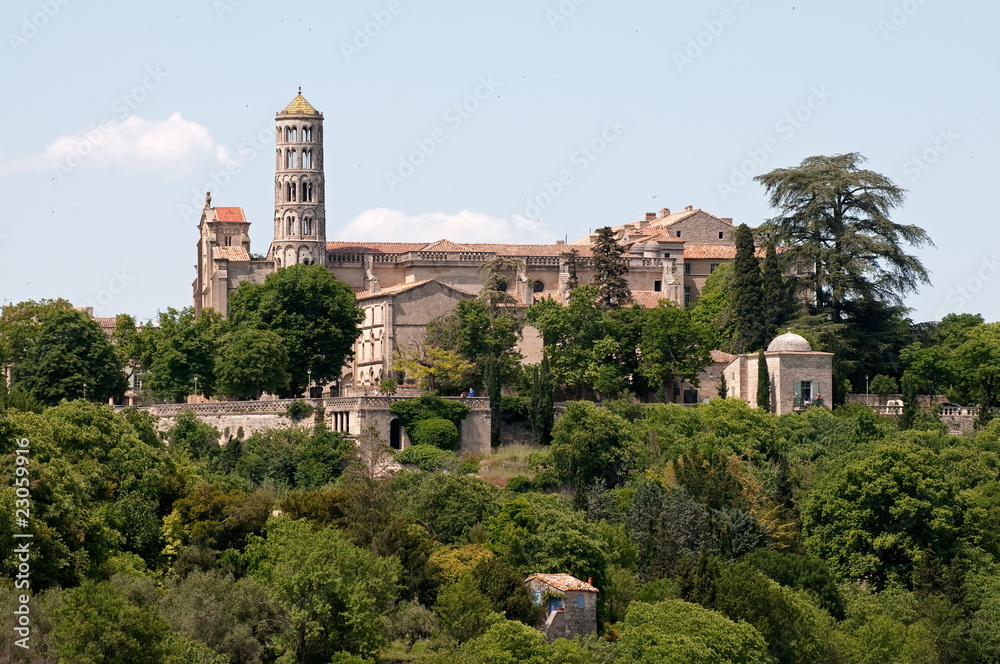 La Cathédrale Saint-Théodorit, la tour fenestrelle à Uzes