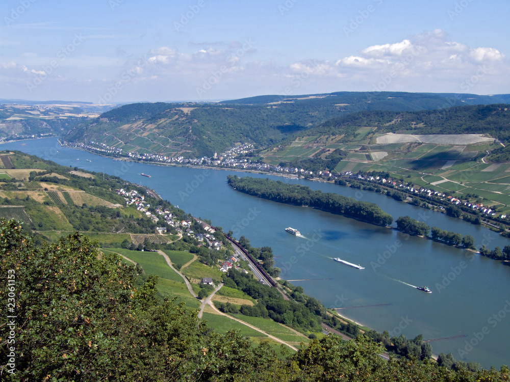 Mittelrhein mit Rheininseln