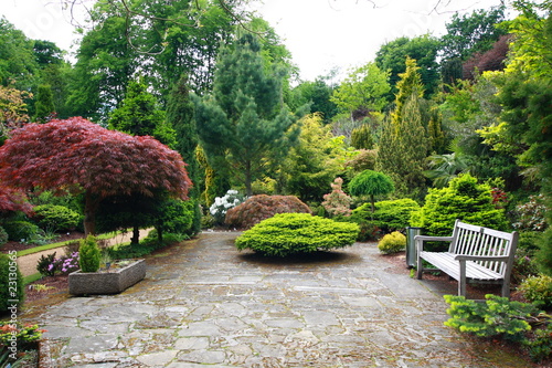 Obraz na płótnie Lovely spring garden w salonie