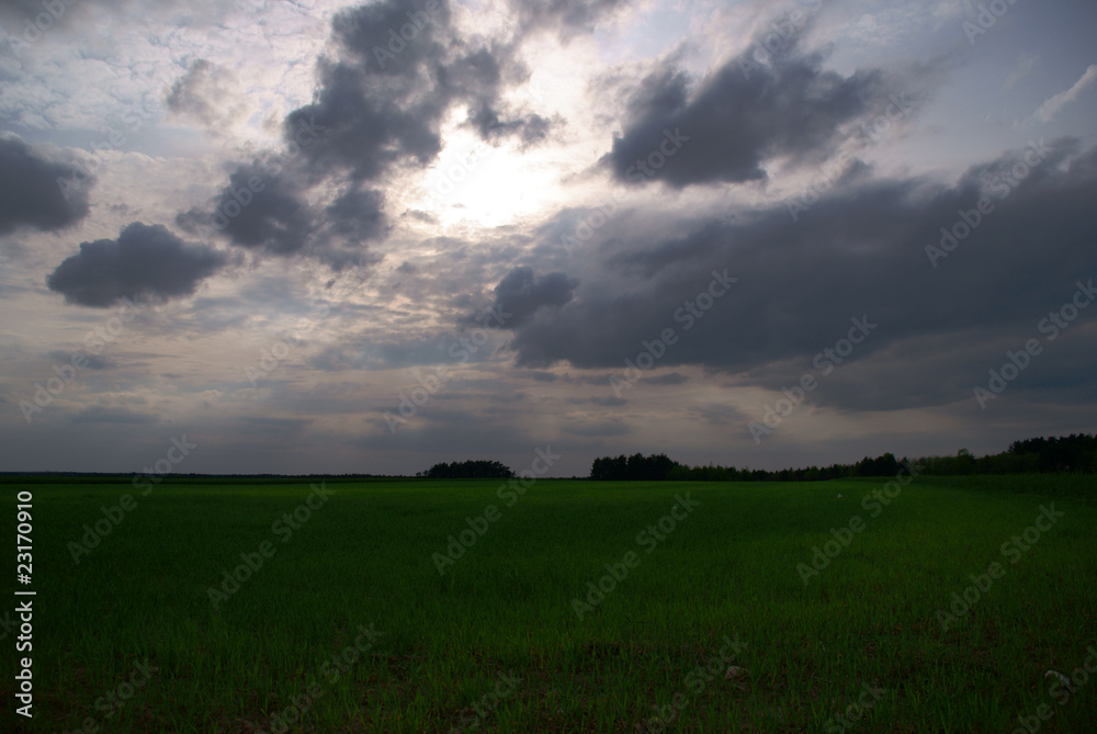 Obraz premium chmury wieczorem