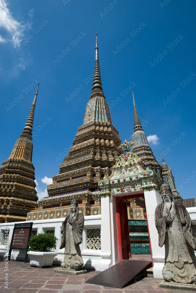 Fototapeta premium Wat Pho,Buddhist temple in Bangkok