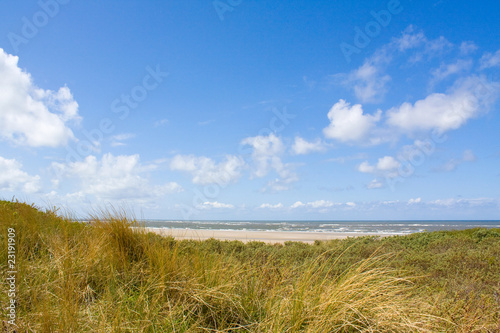 Idyllischer Tag an der Nordsee im Sommer