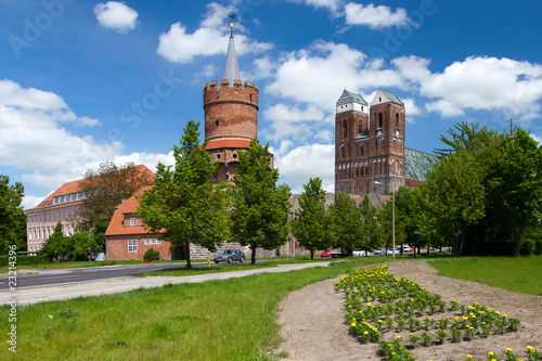 Mitteltor und Marienkirche in Prenzlau photo