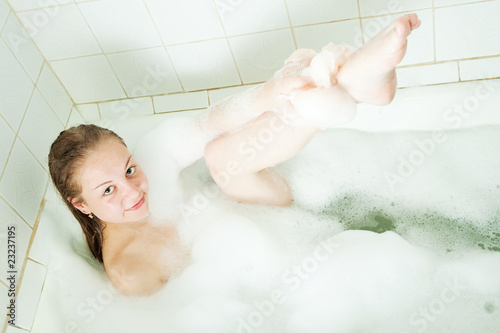 girl relaxing with foam