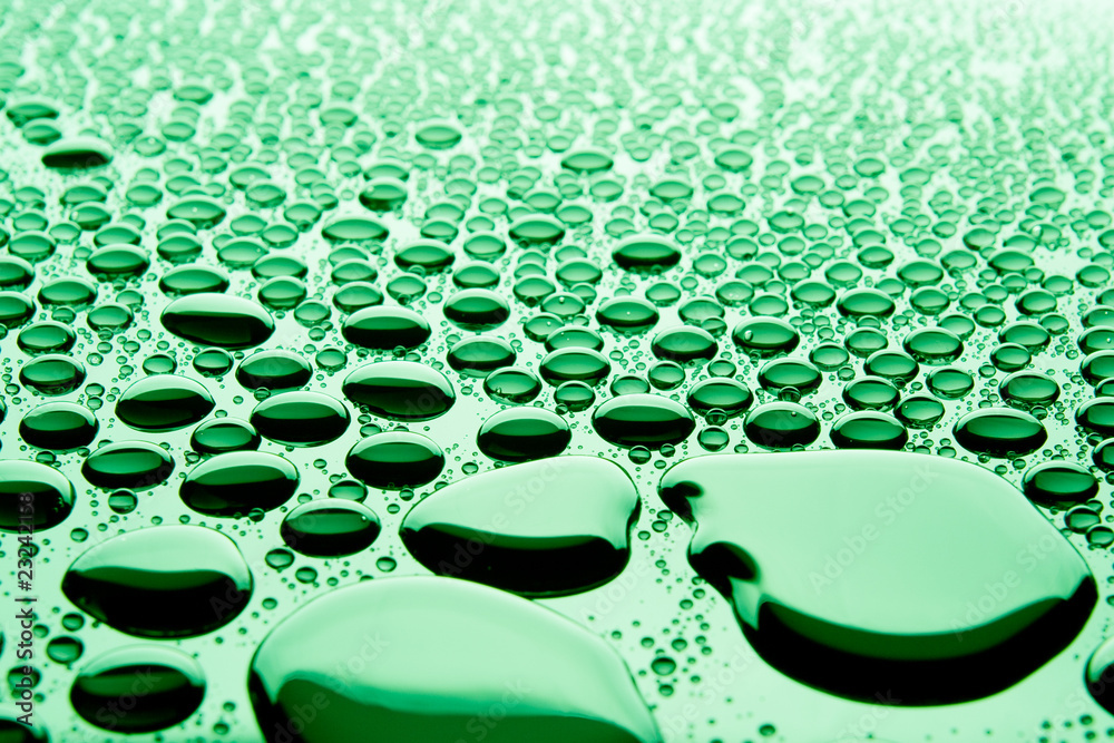 Obraz premium Beautiful drops of water