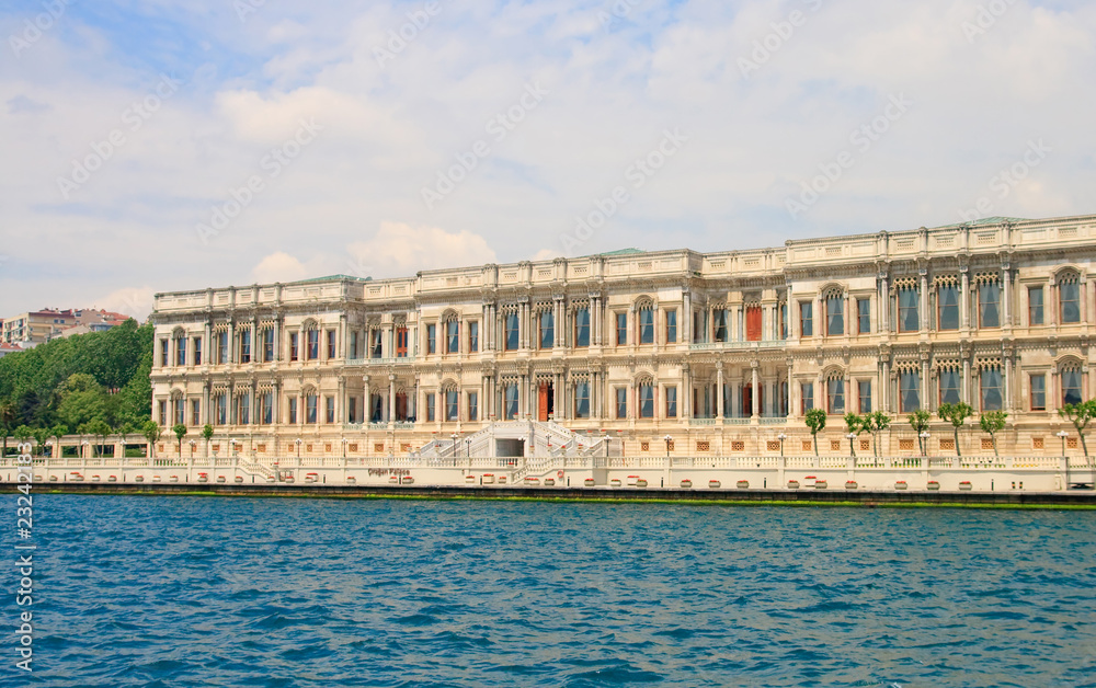Fototapeta premium Ciragan Palace, Bosporus, Istanbul, Turkey