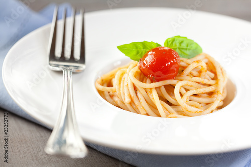 Spaghetti with cherry tomato and basil