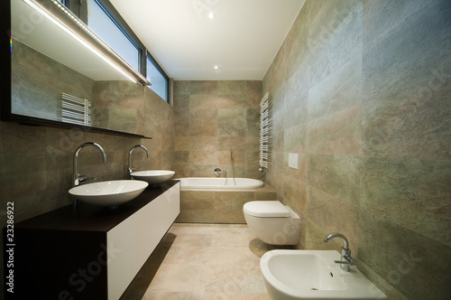 modern bathrom