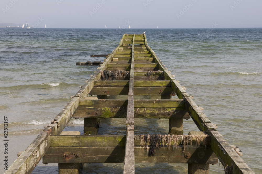 Fototapeta premium Holzsteg, Eckernförde, Schleswig-Holstein, Deutschland