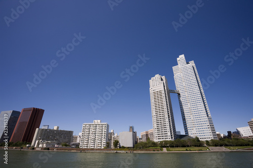 隅田川河口と高層ビル